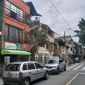 La Comunita-cinema Colombia