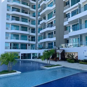 Rodadero Sur Playa Salguero A 200 Mts Del Mar Apartamento